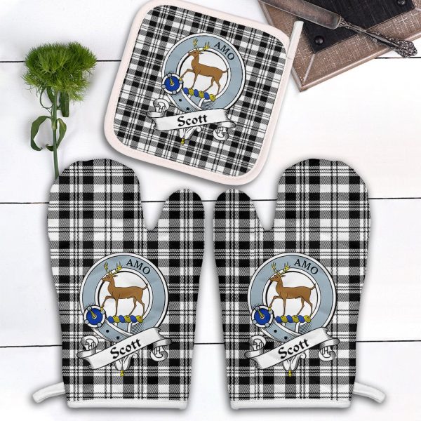 Scott Black White Modern Tartan Crest Oven Mitt And Pot Holder (2 Oven Mitts + 1 Pot Holder) Cheap