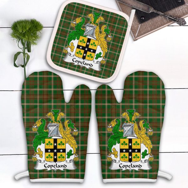 Copeland Tartan Crest Oven Mitt And Pot Holder (2 Oven Mitts + 1 Pot Holder) on Sale