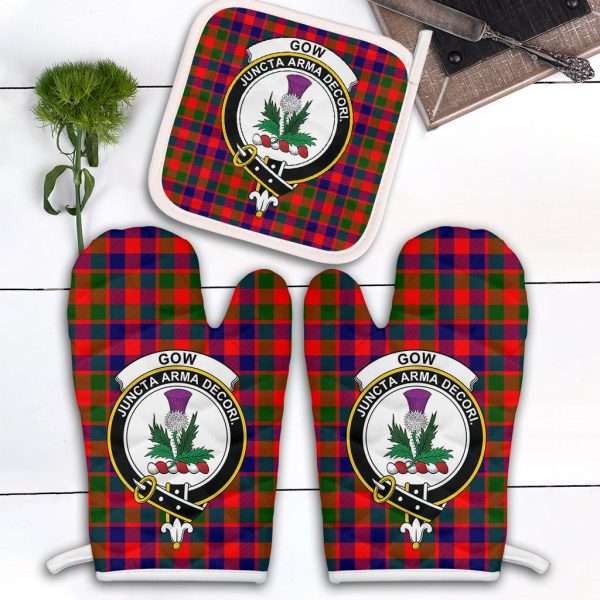 Gow Of Skeoch Tartan Crest Oven Mitt And Pot Holder (2 Oven Mitts + 1 Pot Holder) Online