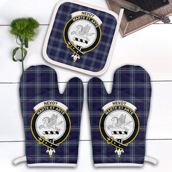 Nevoy Tartan Crest Oven Mitt And Pot Holder (2 Oven Mitts + 1 Pot Holder) Online Hot Sale