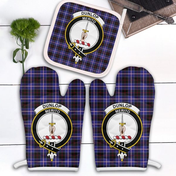 Dunlop Modern Tartan Crest Oven Mitt And Pot Holder (2 Oven Mitts + 1 Pot Holder) on Sale