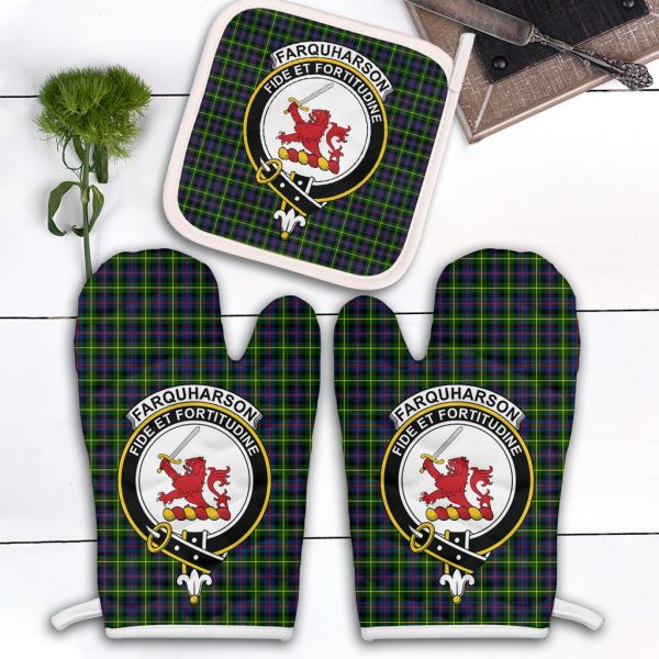 Farquharson Modern Tartan Crest Oven Mitt And Pot Holder (2 Oven Mitts + 1 Pot Holder) Fashion