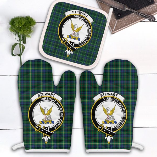 Stewart Hunting Modern Tartan Crest Oven Mitt And Pot Holder (2 Oven Mitts + 1 Pot Holder) Supply
